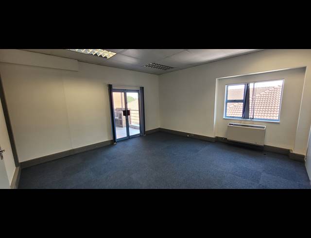 585M² OFFICE TO LET IN NELSPRUIT CENTRAL